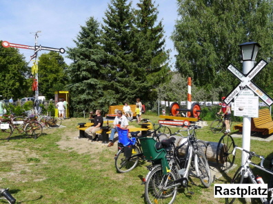 Fahrradrastplatz "Alter Bahnhof" am Radweg "Spur der Steine"