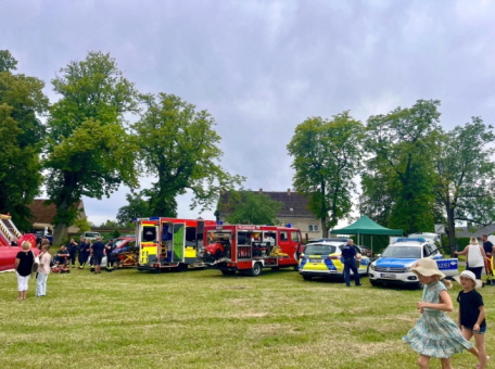 Die Blaulicht-Strecke: Feuerwehr und Polizei